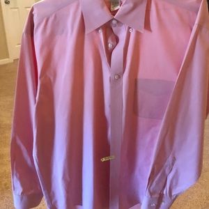 Norm Thompson all cotton rose color button collar dress shirt.